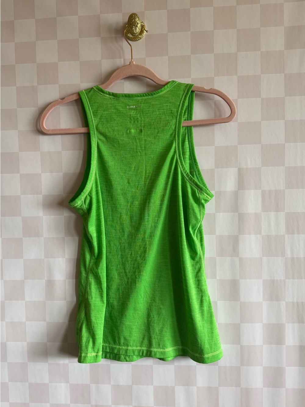 🏃♀️🏓🛼🌸👟☀️🥥
Adidas Women’s Bright Green Athletic Tank Top - Picture 4 of 4